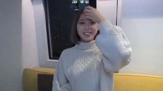可爱美腿小学妹